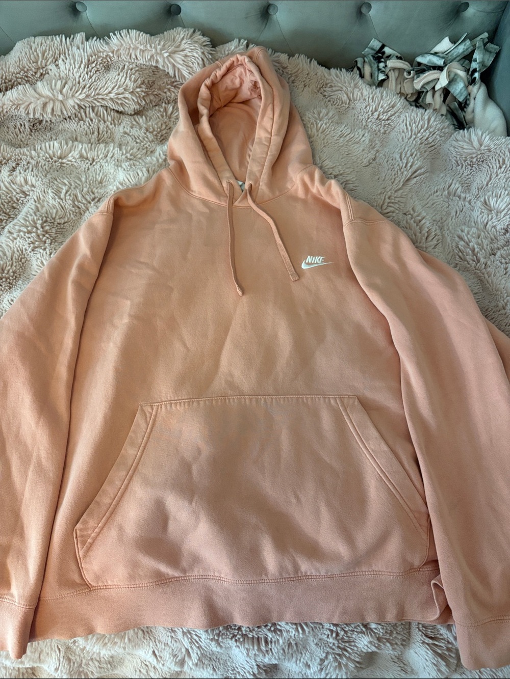 Nike Men’s Peach Crewneck Hoodie Sweatshirt